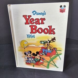 Disney’s Year Book 1994 Wonderful World of Reading Grolier Enterprises Inc. READ